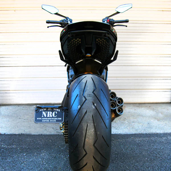 NRC - SIDE MOUNT LICENSE PLATE (2 POSITION) - DIAVEL V4