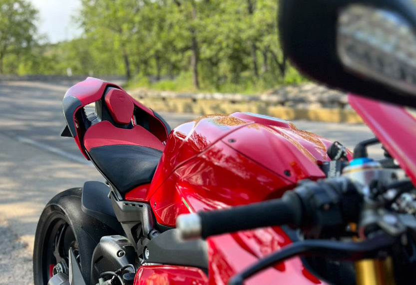 GS Carbotech | ELITE SEAT SLIDERS | Ducati (solo seat)