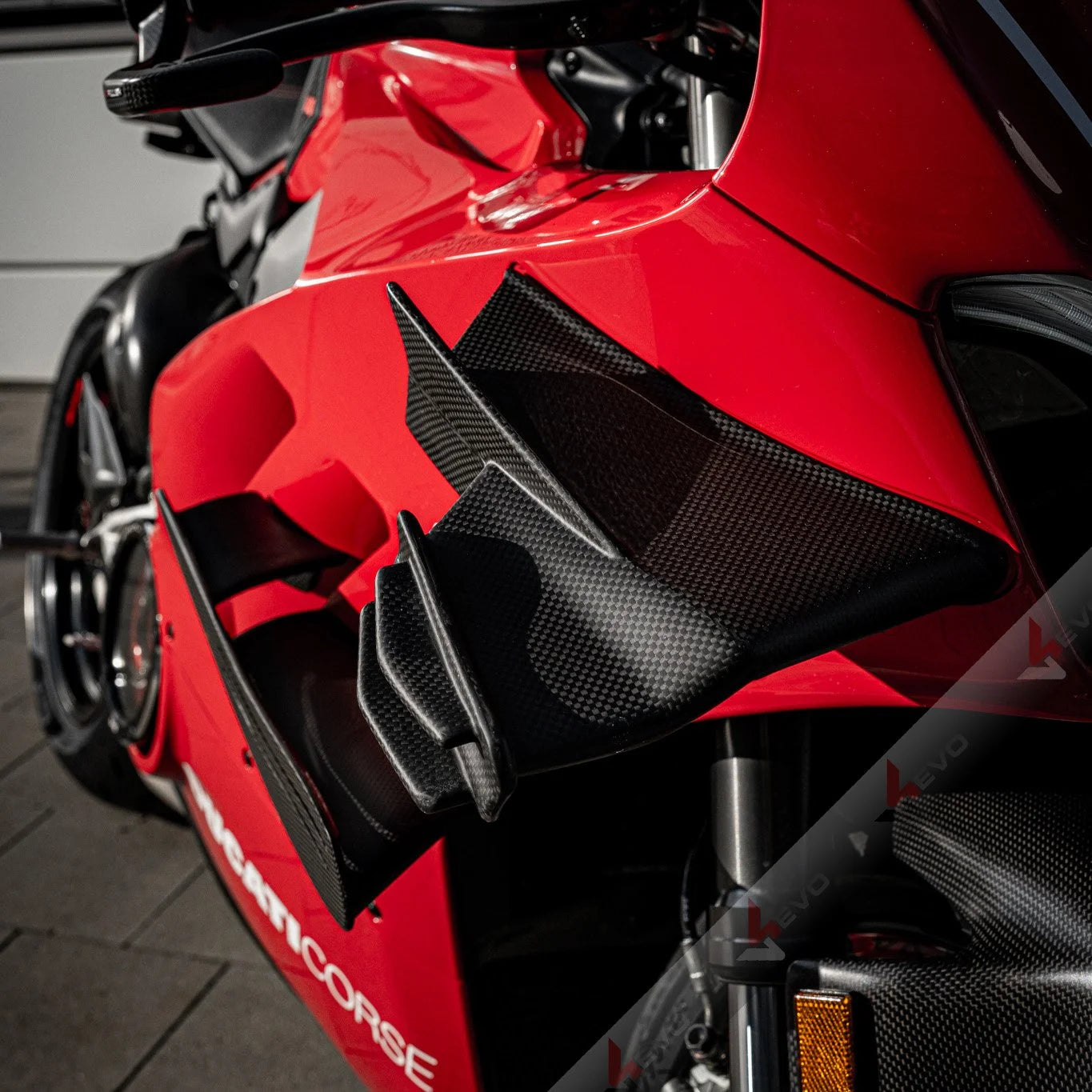 v4evo | Carbon SuperLeggera Replica Wings | DUCATI Panigale V4 (18-21)