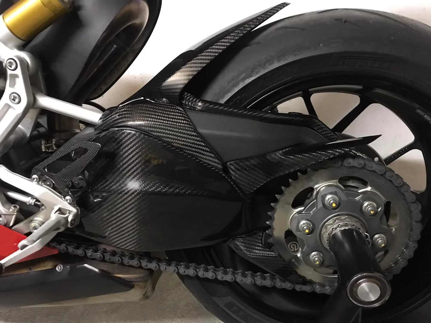 v4evo | Carbon Bottom Sprocket Guard | DUCATI Panigale/StreetFighter V2